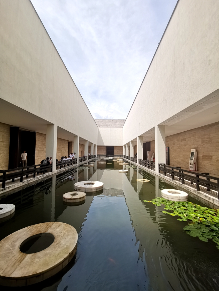 何以中国·访谈 | 周黎明:良渚博物院如何成为\"网红\"博物馆？